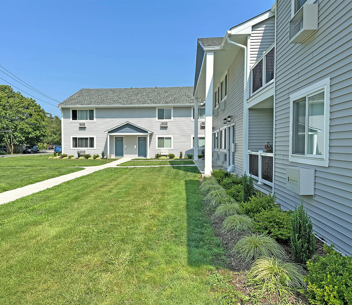 Apartments for Rent in Sayville Brookwood at Sayville